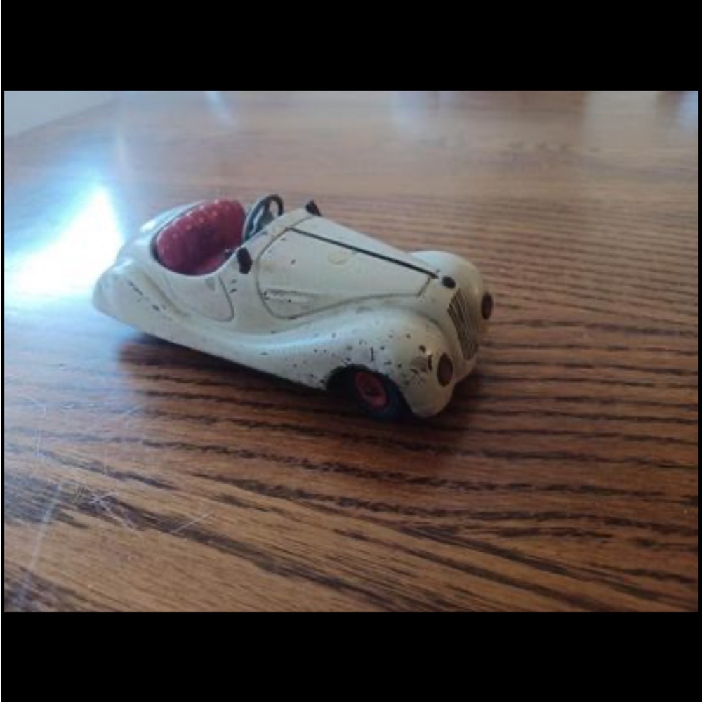 Rare Original BMW SCHUCO Examico 4001 Wind-Up Car Original Cream Color